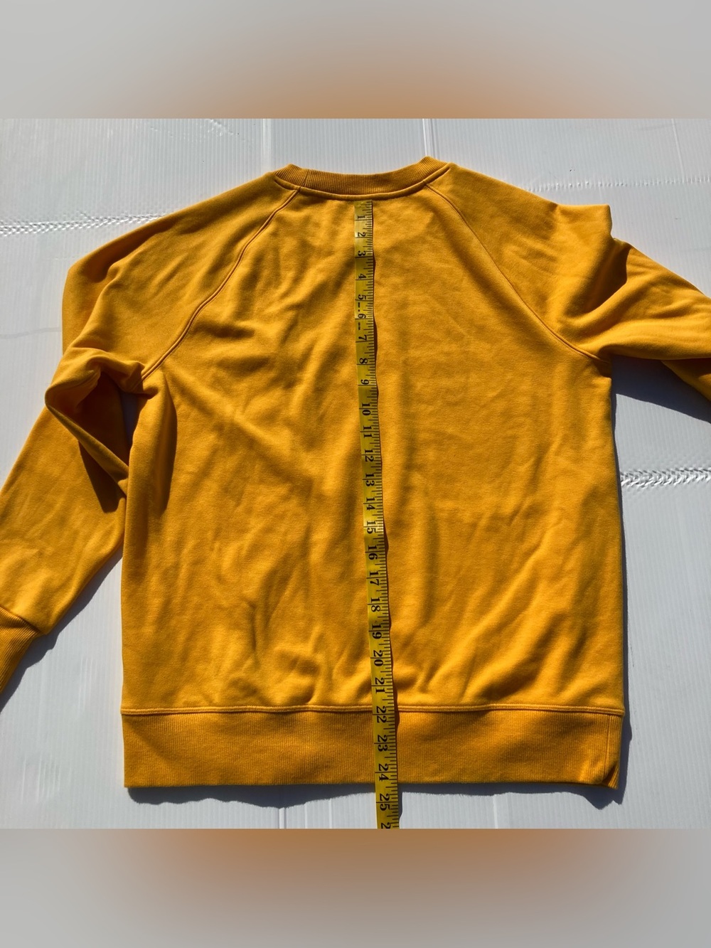 Athleta Triumph Game Point Sweatshirt Yellow Size Medium Women’s - Picture 7 of 8